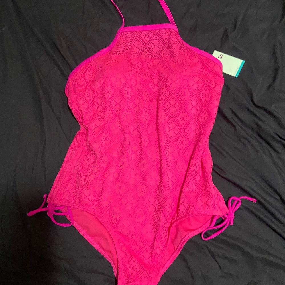 Apt 9 Lace Side-Tie One-Piece Halter Swim suit